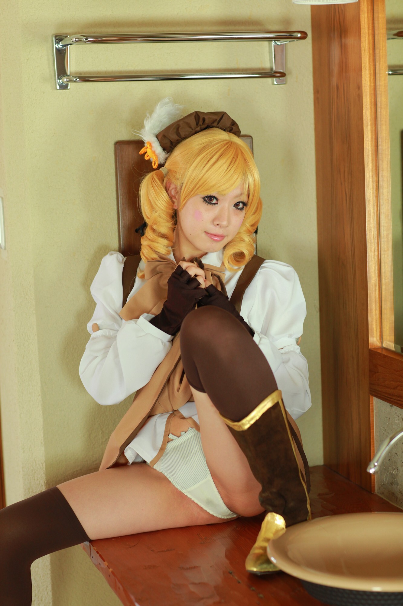 [Cosplay]  Mahou Shoujo Madoka Magika - New Mami Tomoe Hot Cosplay 1